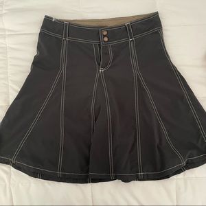 Black skort